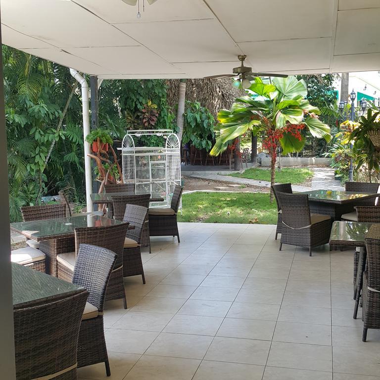 The Balboa Inn Панама Сити Екстериор снимка